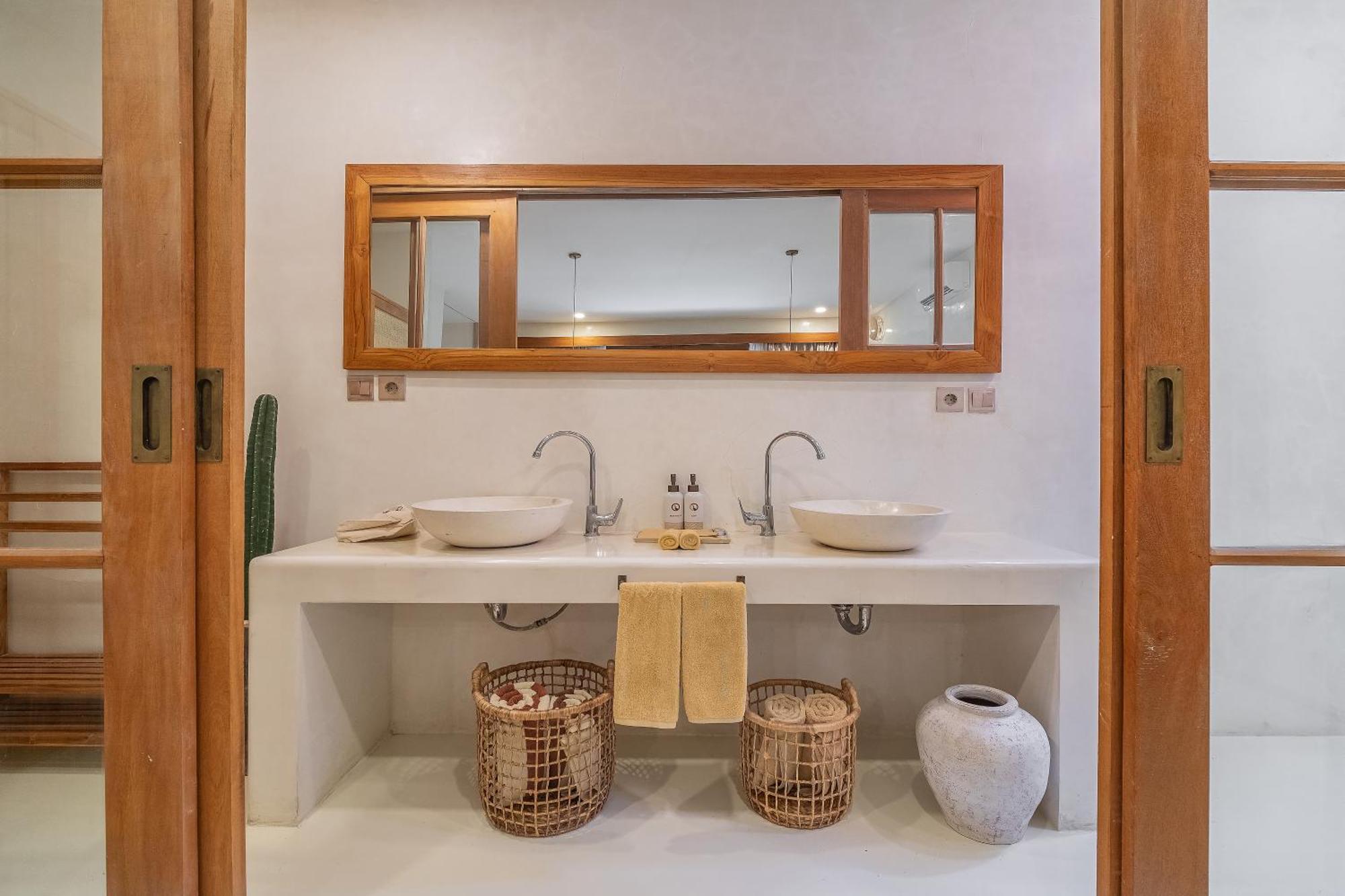 White Goose Boutique Hotel Canggu Esterno foto