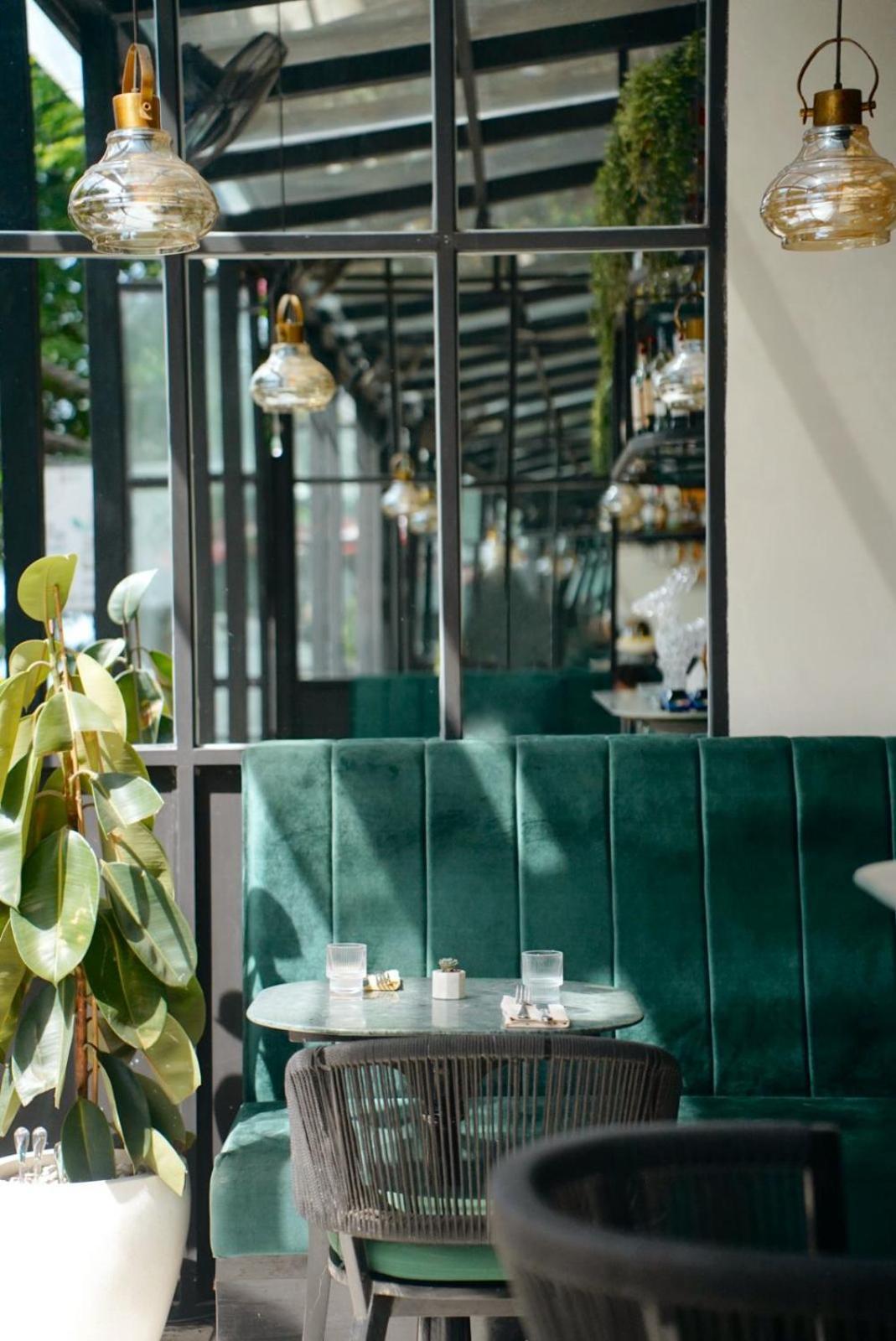 White Goose Boutique Hotel Canggu Esterno foto